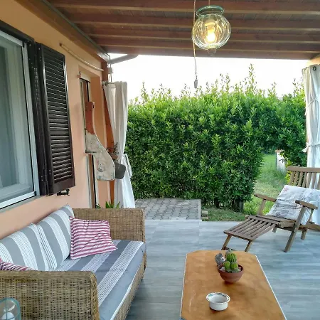 La Casina Marina 別荘 マリーナ・ディ・カンポ